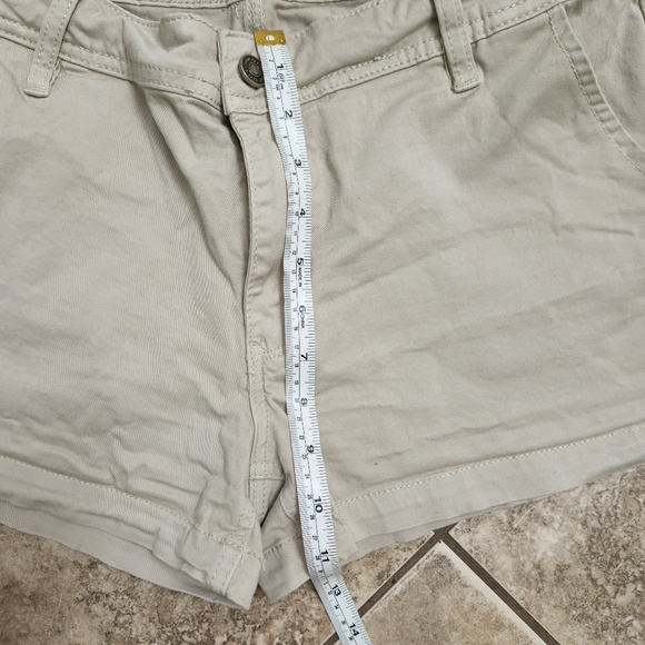 KanCan Khaki shorts - Picture 4 of 6